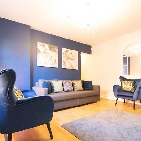 Lord Street - 2 Beautiful Apartments - Sleep Up To 14 Guests - By Rework Accommodation Chester Esterno foto